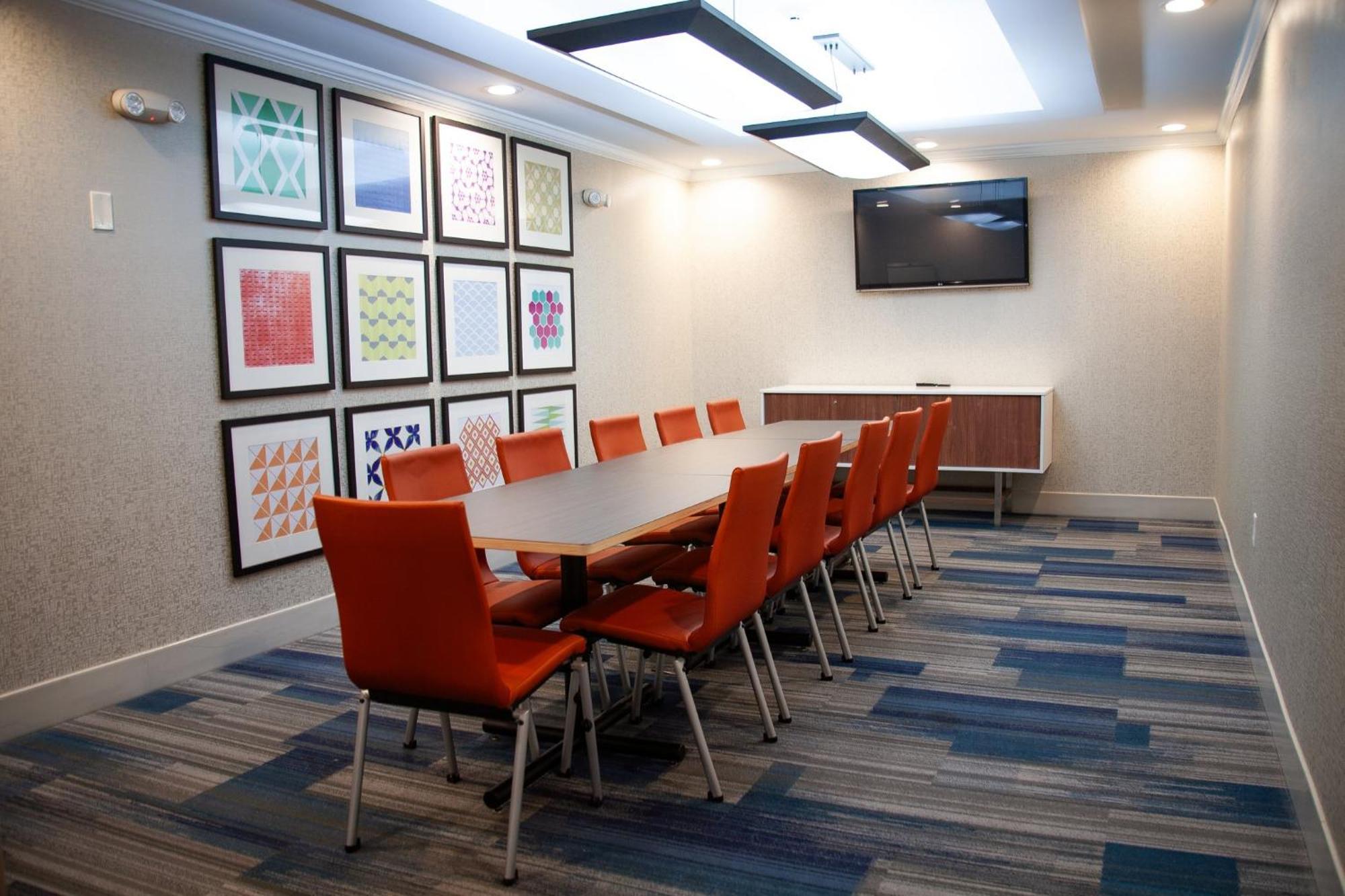 Holiday Inn Express & Suites Overland Park By Ihg Luaran gambar