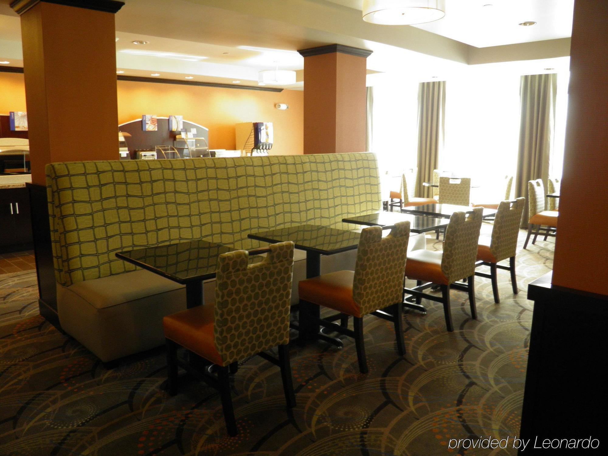 Holiday Inn Express & Suites Overland Park By Ihg Luaran gambar